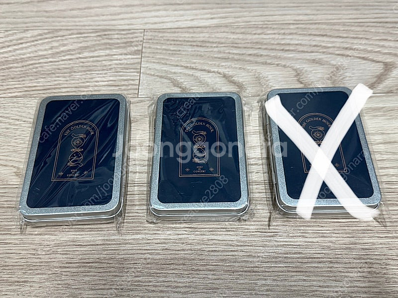 아이유 미개봉 포토카드 세트 싸게 처분합니다--2