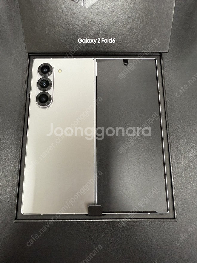 갤럭시Z폴드6 1TB 실버쉐도우 단말자급제 판매합니다.--1