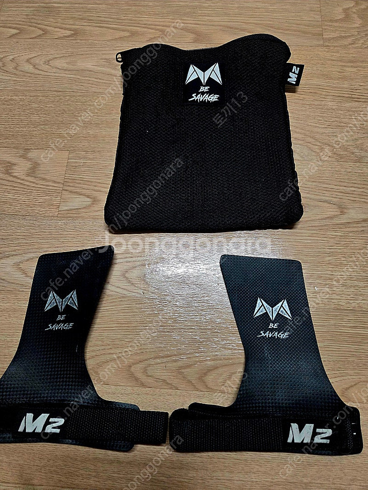 M2크로스핏그립+하빈져x크로스핏 모두 택포2만원에 판매합니다--1