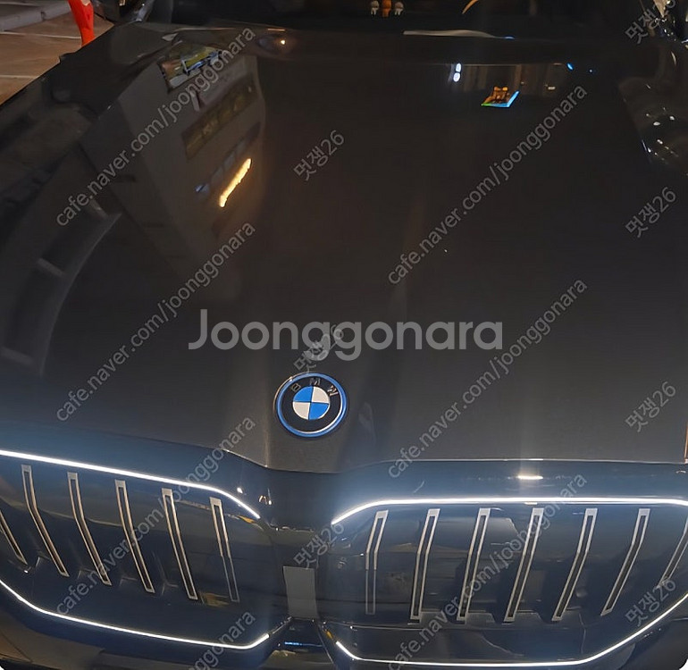 BMW G60 5시리즈 블랙그릴 접착형--0
