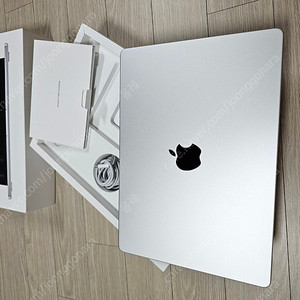 맥북 프로 M3pro 18/512 100퍼센트 14인치 / macbook pro 14 m4