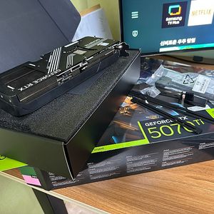 5070Ti 윈드포스 WINDFORCE 그래픽카드 팝니다.