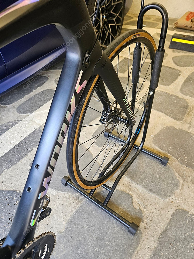 인피자 엘리우스D (에스웍 랩핑) 카본 105급 이미지