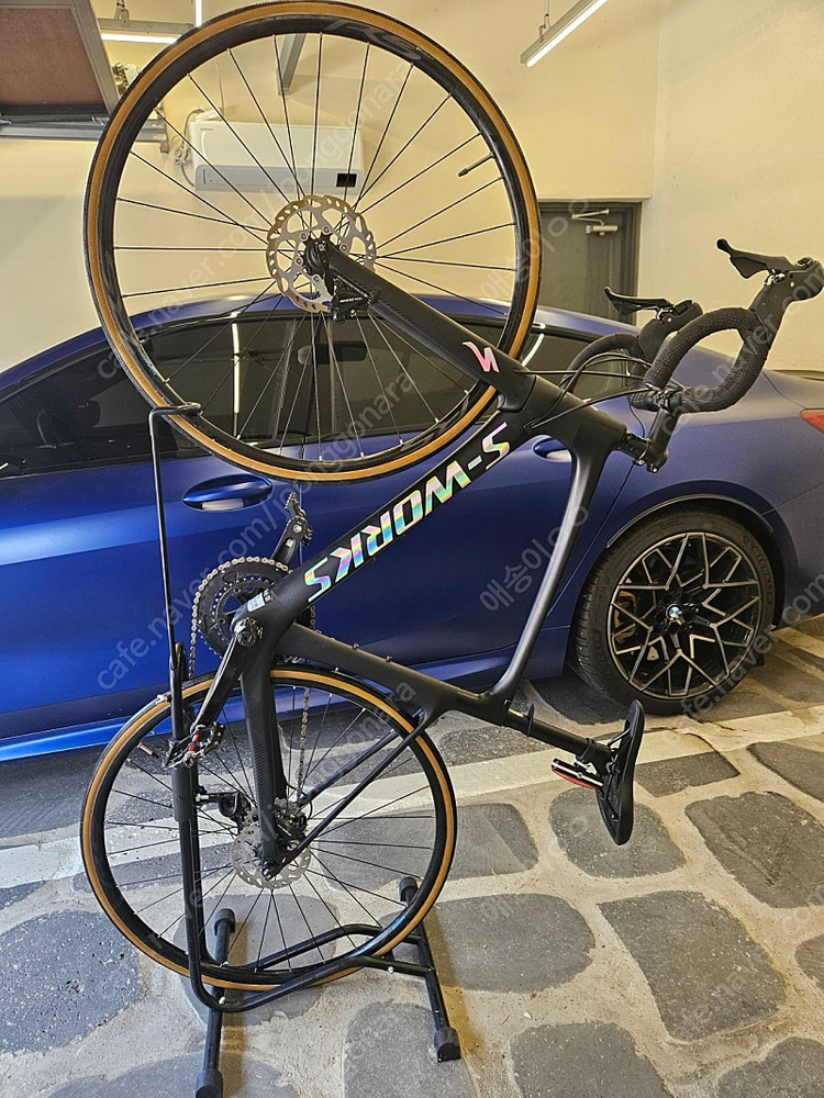 인피자 엘리우스D (에스웍 랩핑) 카본 105급 이미지