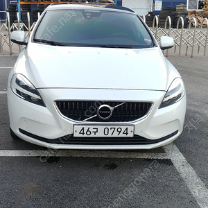 볼보V40 D3 2017년식