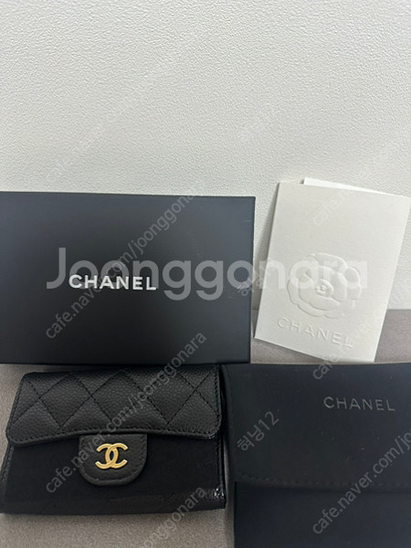 샤넬 클래식 똑딱이 금장--0
