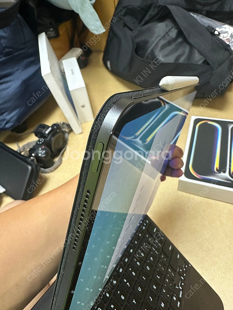 아이패드 프로 M4 13인치 256GB 셀룰러 / 매직...--3