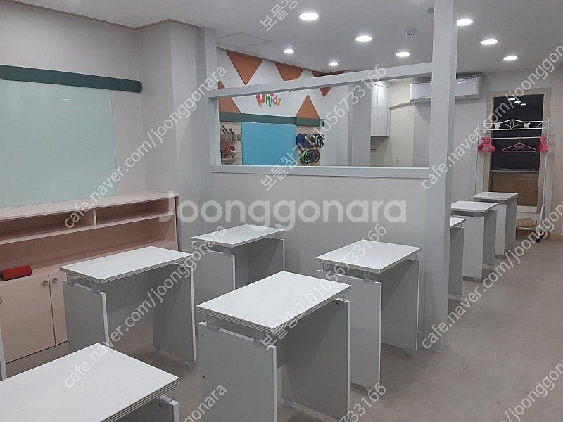 상태깔끔 제일잘나가는 W700xD500 1인학원책상 (...--1
