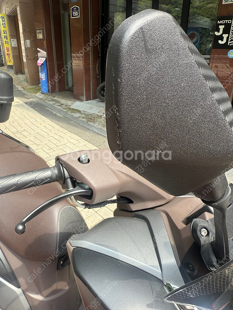 버그만 스트리트 125 24년식 신차급팝니다.--4