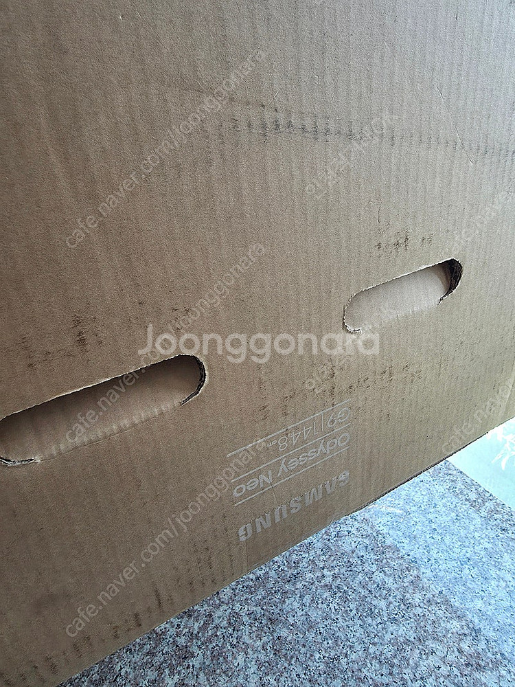 오디세이 g95nc 57인치 모니터 2달 사용--2