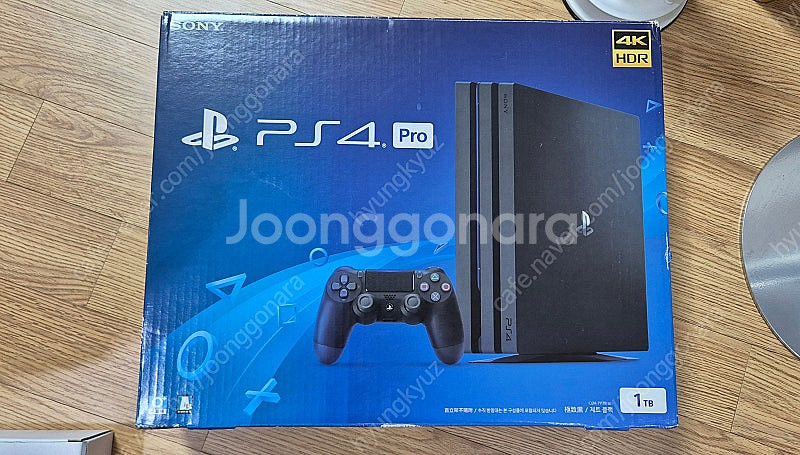 PS4 Pro 풀세트 (특A급) 판매합니다 (충주)--1