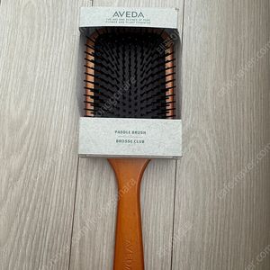 아베다 우든 패들 브러쉬