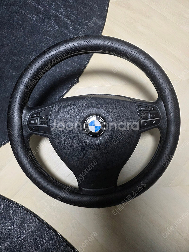 F10 520D LCI 순정 열선 핸들--0