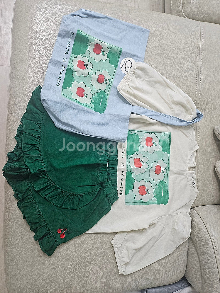 리미떼두두 티셔츠, 치마바지, 사은품가방 판매합니다.--0