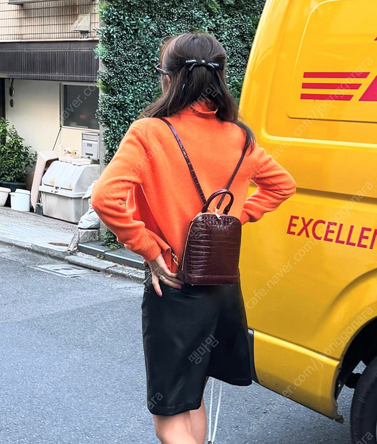 11am 제작 울 100% 가디건 오렌지 컬러--1