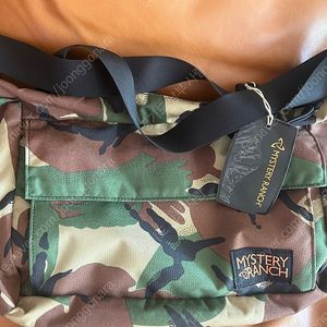 미스터리랜치 카모 크로스백 판매합니다 - 브랜드: 미스터리랜치(Mystery Ranch)