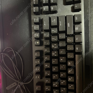 레이저 블랙위도우v3 tkl (녹축)