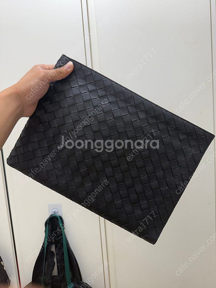 [새상품급,정품] 보테가베네타 인트레치아토 클러치백--0