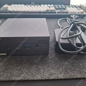 ASUS PN50 미니 PC (라이젠7 4800U, RAM 8GB, SSD 250GB, WIN11) 미니 컴퓨터 팝니다.