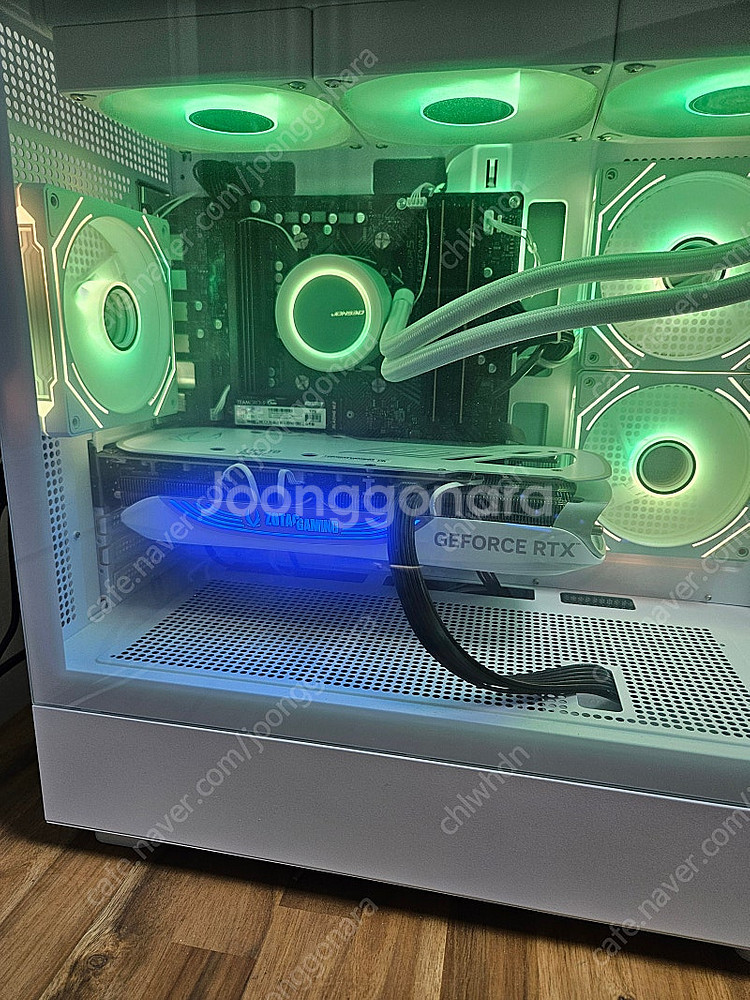 데스크탑 7800X3D / 4070TI SUPER--1