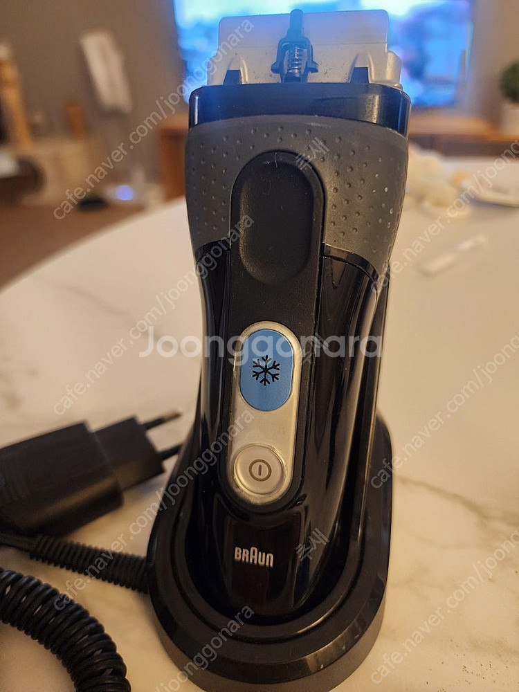브라운면도기 쿨텍 ct4s 판매합니다--1