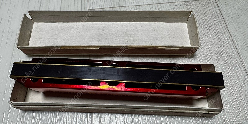 골든버터플라이 빈티지 하모니카 이미지