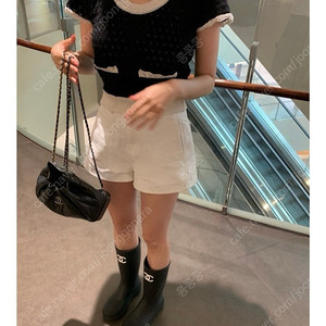 [새상품] 소버샵 pocket half knit
