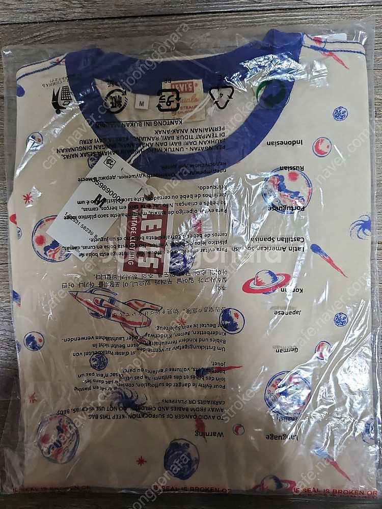 리바이스 LVC 스페이스 올 오버 그래픽 티셔츠 크렘 ...--0