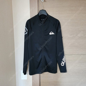 퀵실버 집업래쉬가드 M 사이즈 판매합니다