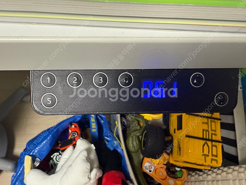 컴프 프로 comf pro 울트라 1500책상 의자 판매합니다 50만원--1