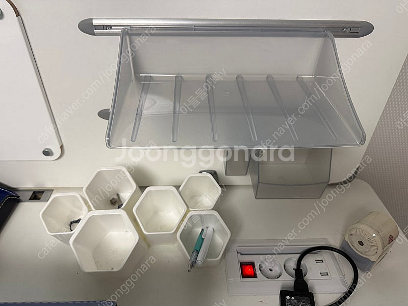 컴프 프로 comf pro 울트라 1500책상 의자 판매합니다 50만원--5