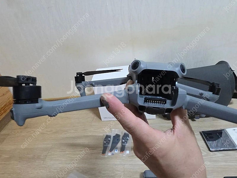 DJI 에어3 플라이 모어 콤보 (DJI RC2 조종기...--8