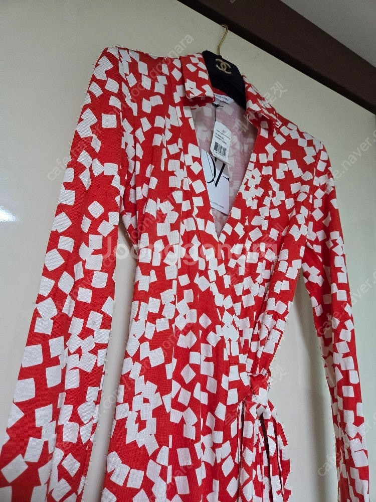 정가 365달러! DVF 다이앤 본 퍼스텐버그 스퀘어 ...--2