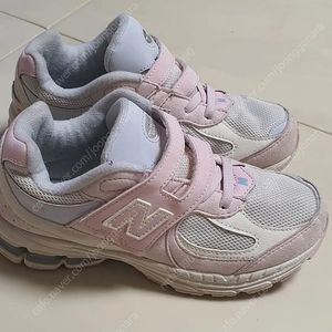 뉴발란스 키즈 운동화 200