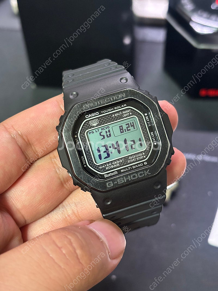 지샥 GMW-B5000D 반메탈--2