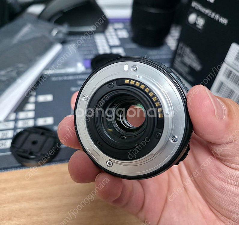 XF27mmF2.8 R WR 후지 팬케이크 렌즈 팝니다...--2