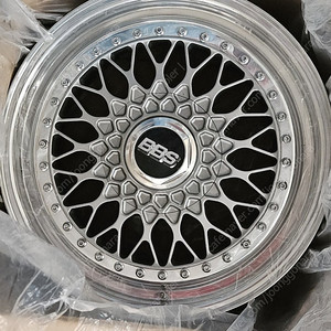 BBS RS 17인치 pcd100 4홀