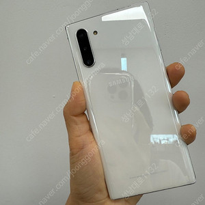 N971 갤럭시 노트10 화이트 256기가 9만 판매합니다.