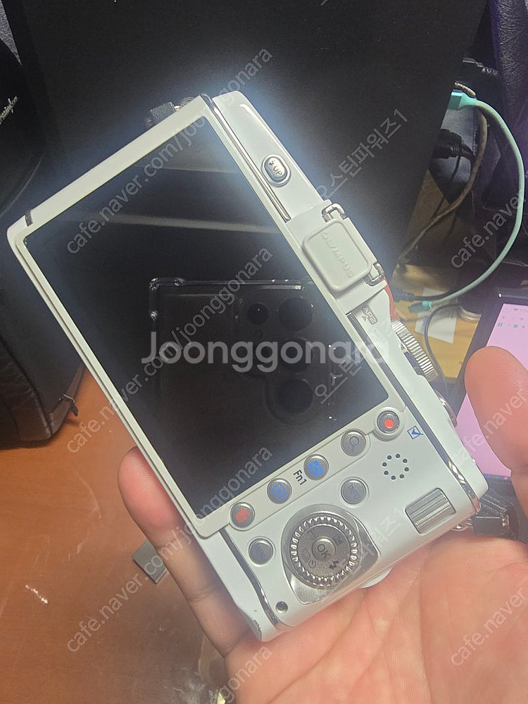 올림푸스 e-p3 화이트 바디, 루믹스 gf2 12-3...--2