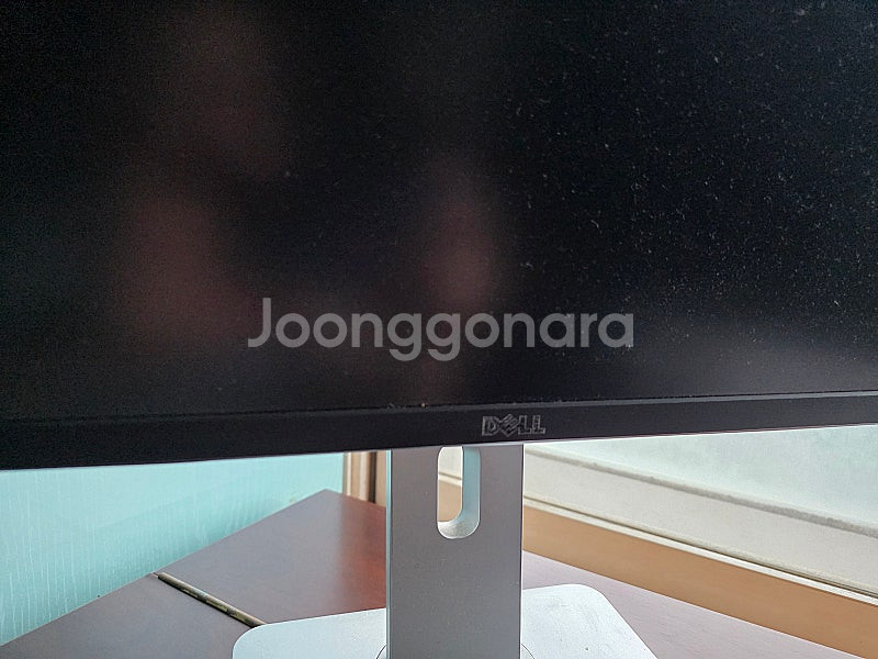 델 24인치 피벗 가능(세로 보기) 모니터 싸게 팔아요...--1
