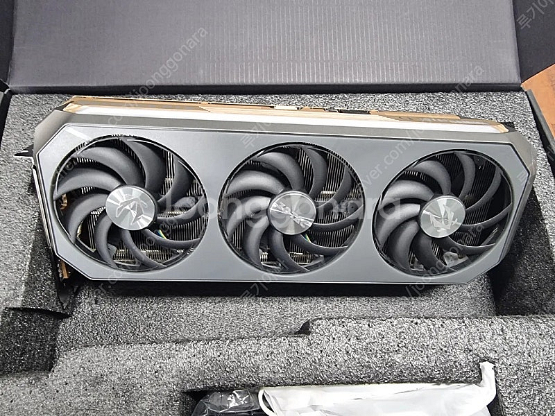 ZOTAC 5080 AMP EXTREME INFINIT...--3