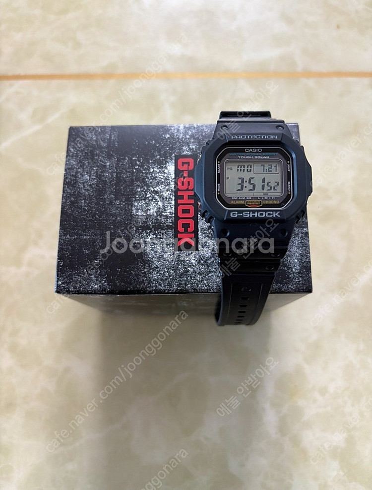 지샥 G-5600UE 팝니다.--0