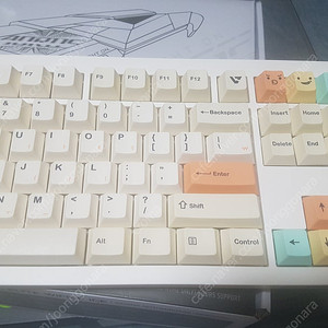 VARO V87 파스텔 키보드 판매.