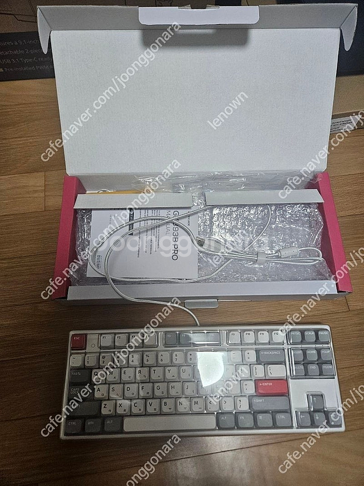 한성컴퓨터 GK893B PRO 동그리 8K 무접점키보드 35g 팔아요.--0