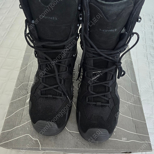 로바 제피어 GTX TF 9.5사이즈 새상품 팝니다.