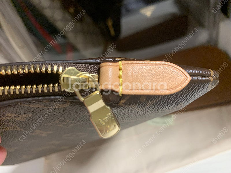 루이비통 에튀 보야주pm--2