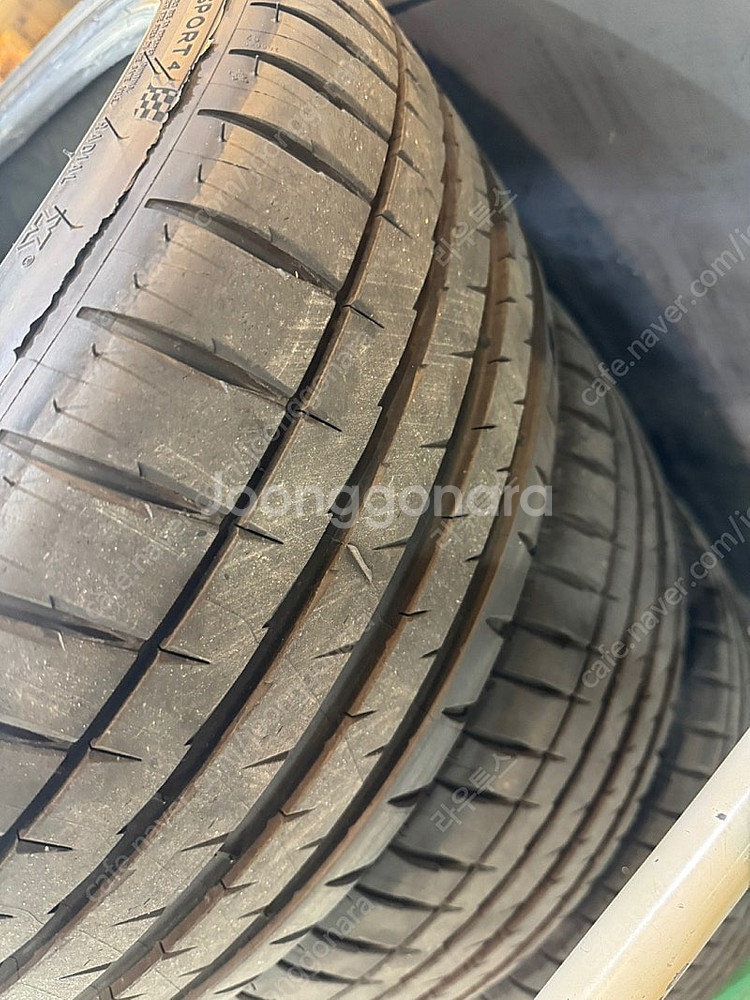 미쉐린 PS4 215/40R/18 한대분 판매--2