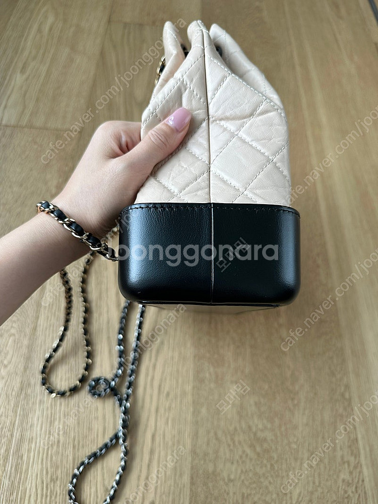 샤넬 가브리엘백팩 베이지 미듐--5