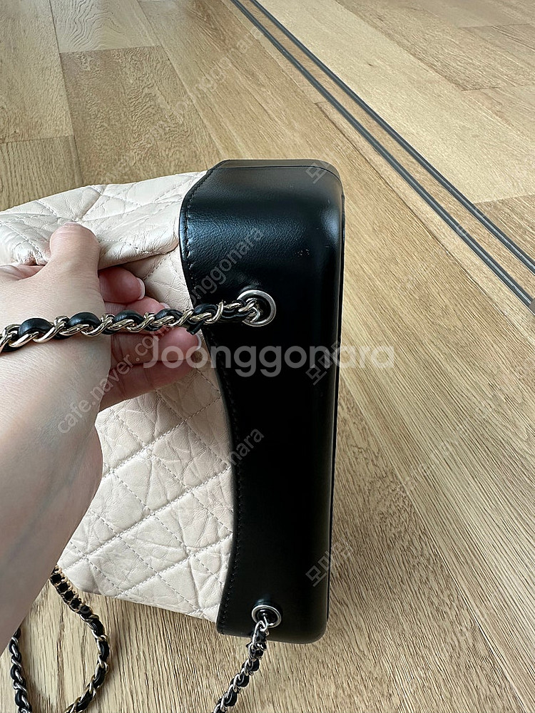 샤넬 가브리엘백팩 베이지 미듐--7