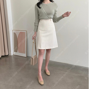아이보리 A라인 스커트